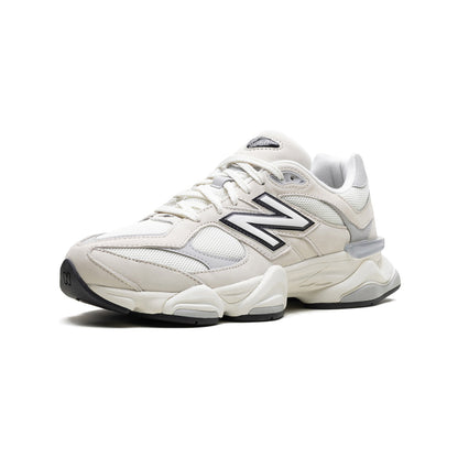 9060 Sea Salt Raincloud – Off-White, Black, Pale Blue