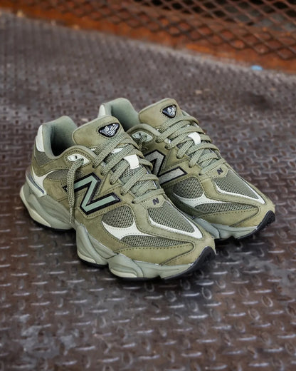 9060 Dark Olivine – Olive Green