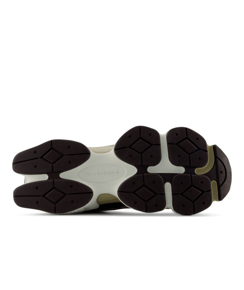 9060 Thunder Brown & Black Coffee – Dark Brown, Khaki, Cream