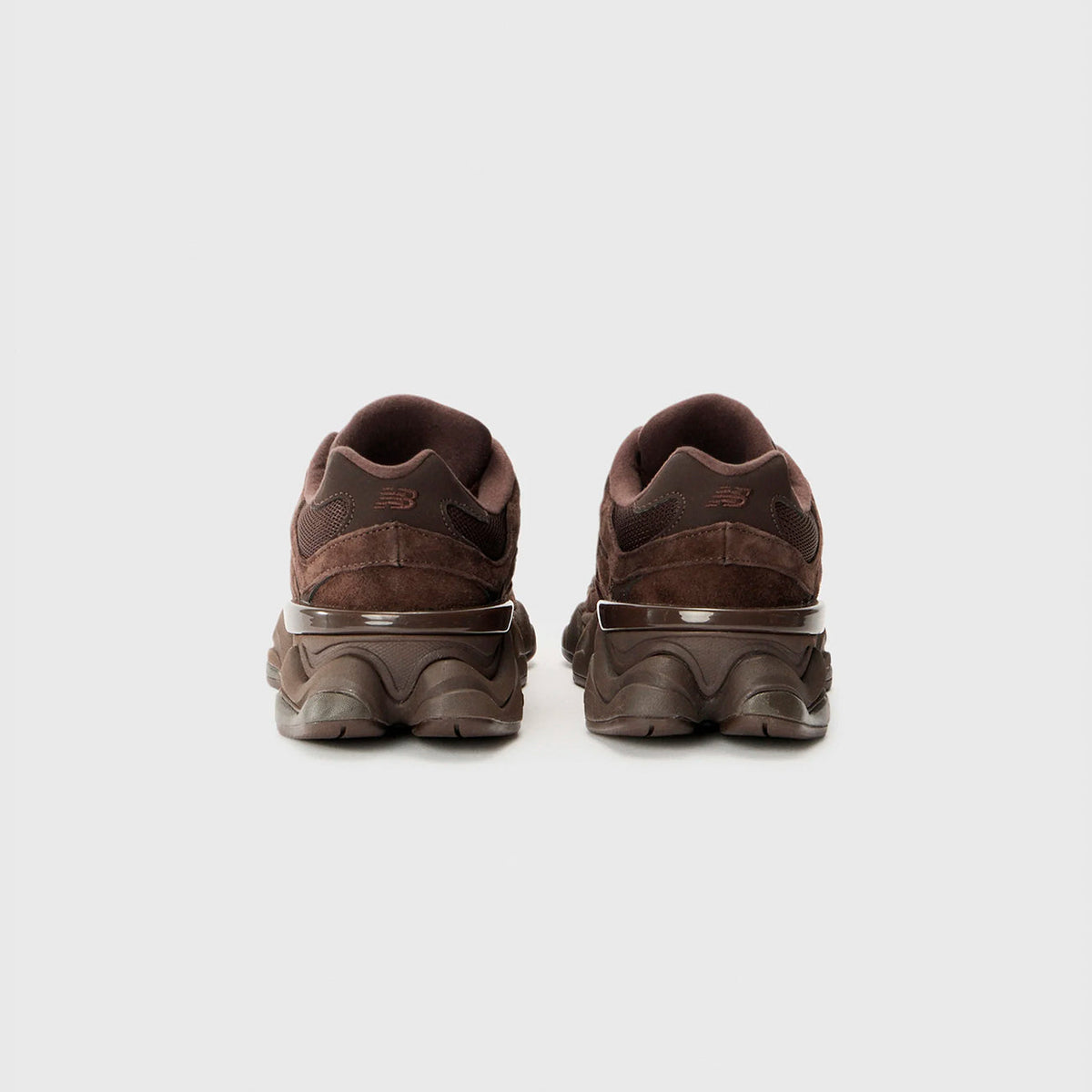 9060 Chocolate – Chocolate Brown