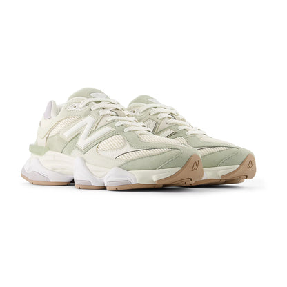 9060 Pearl Grey – Pale Sage, Cream